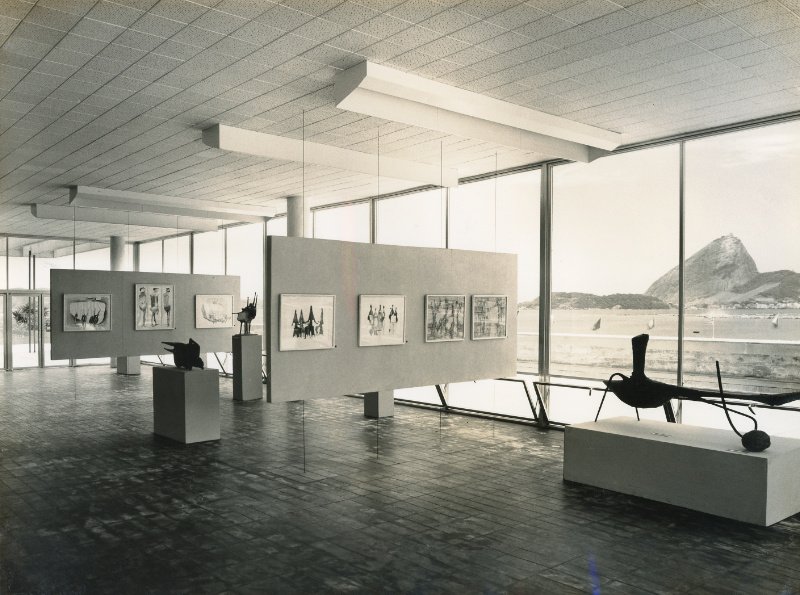Entrevista com Maria de Fátima Morethy Couto - Imagem 5 - Exposicao_Ben_nicholson_MAM